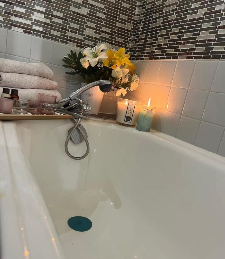 Le Bon Emplacement Apartment Argenteuil Luaran gambar