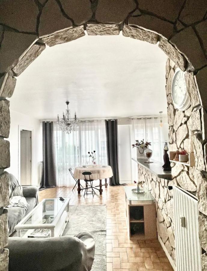 Le Bon Emplacement Apartment Argenteuil Luaran gambar